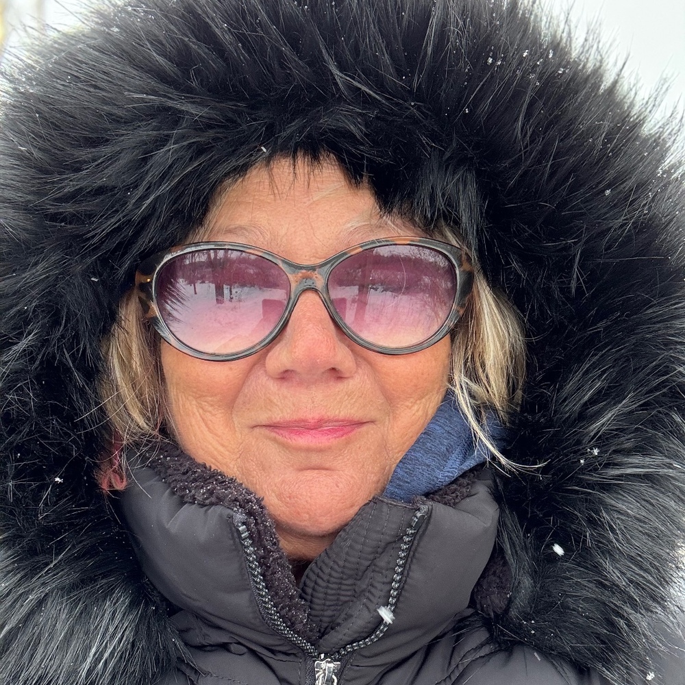 Meet your Posher, Julie